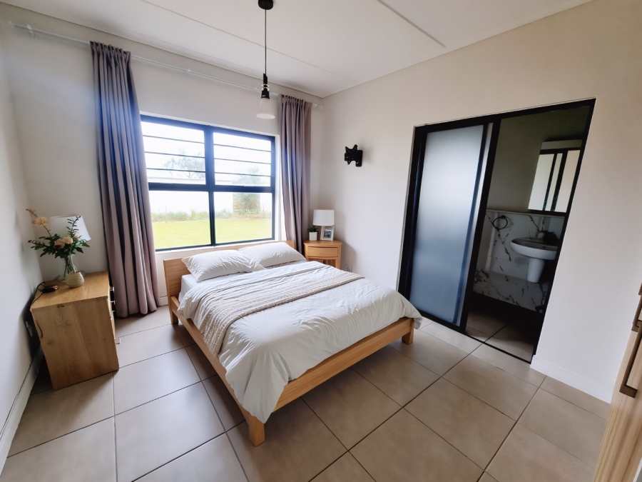 To Let 3 Bedroom Property for Rent in Sandown Western Cape